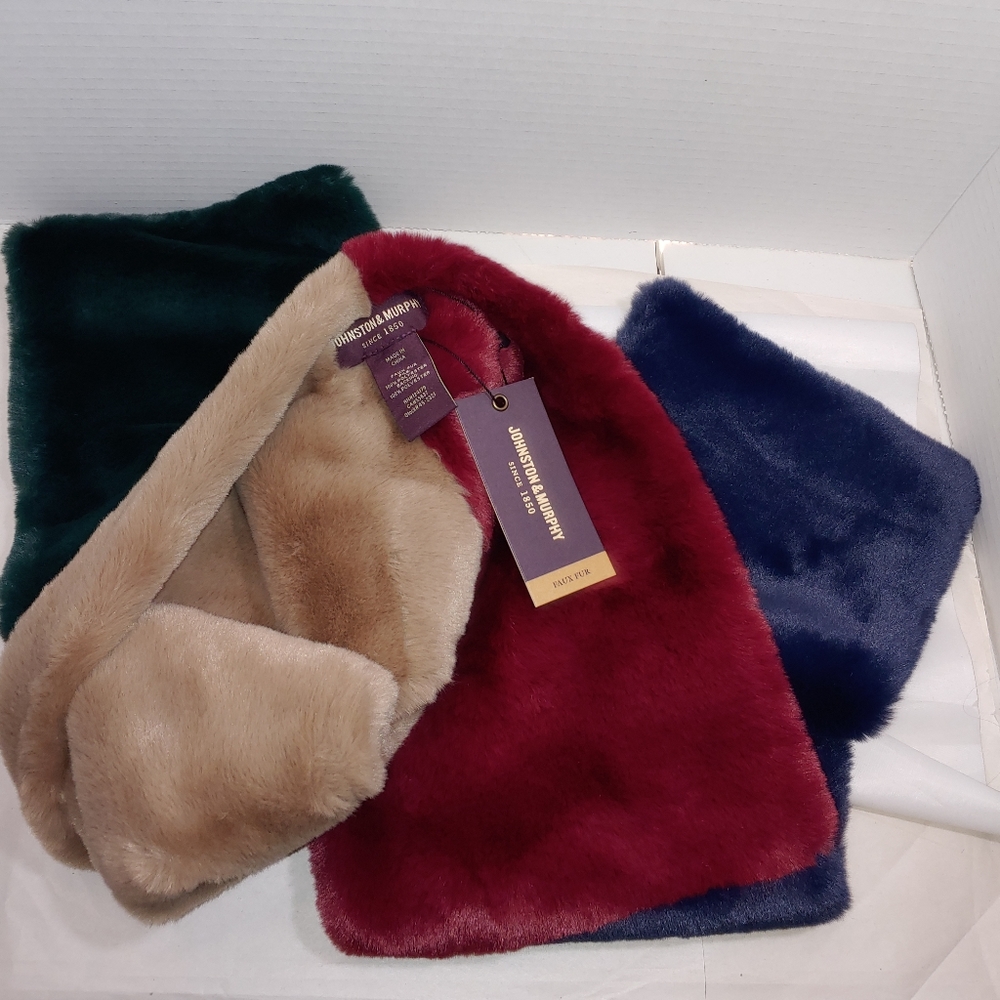 COPY - Johnston & Murphy faux fur winter scarf
